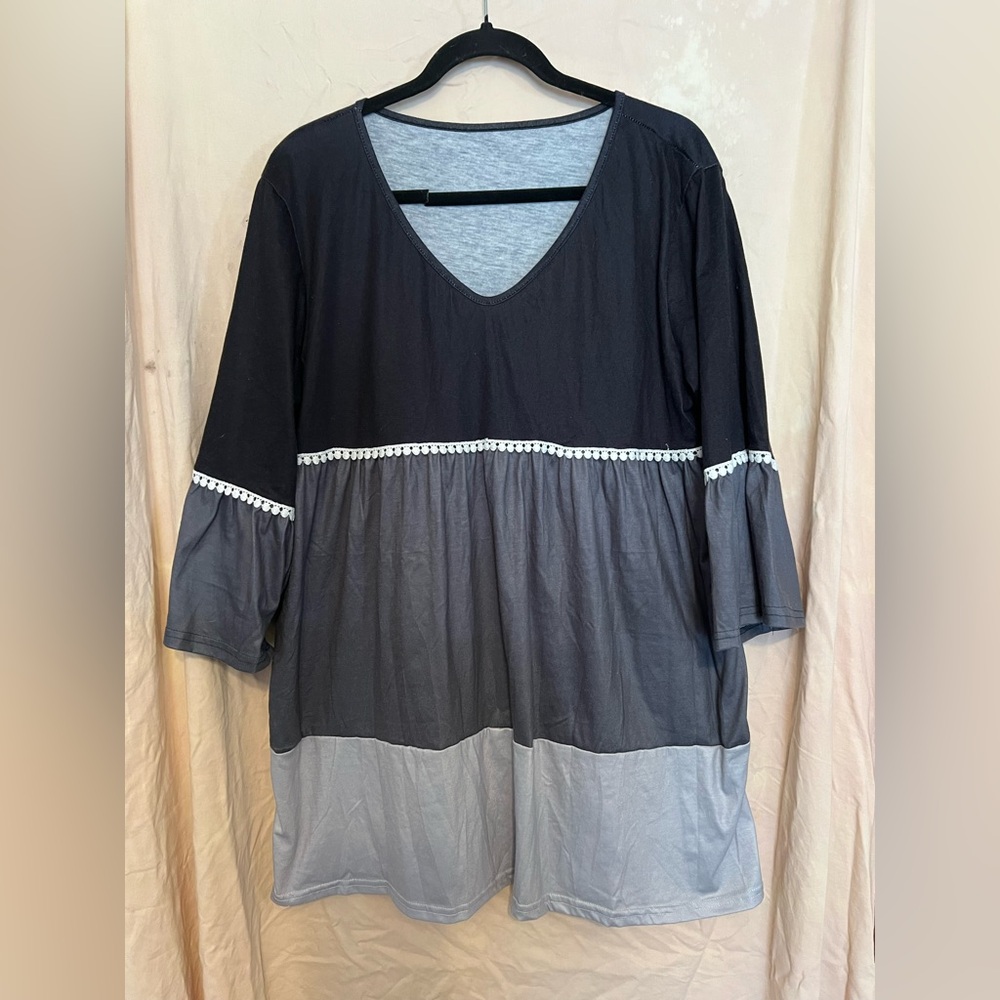 Elegant Black and Gray Women's Top